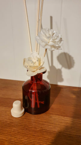 [Flower Diffuser Amber Bottle] - Botanical Bee & Co