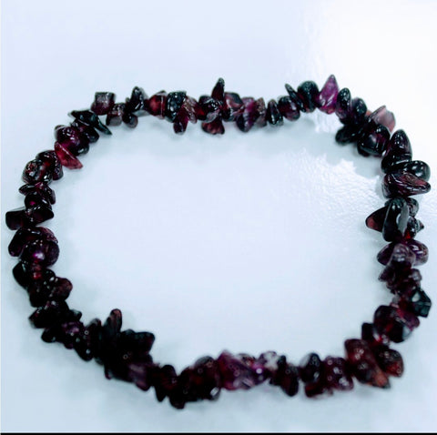 [Blood Garnet Chipstone Bracelet] - Botanical Bee & Co